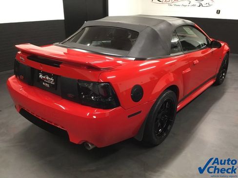 Used 2004 Ford Mustang GT RWD image 22