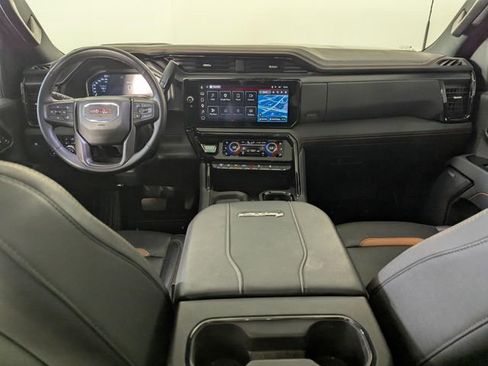 Used 2025 GMC Sierra 2500 AT4 w/ Technology Package image 20