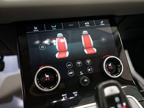 Used 2020 Land Rover Range Rover Evoque SE image 40