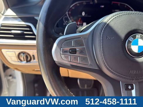 Used 2022 BMW 750i xDrive w/ Executive Package AWD/4WD image 20