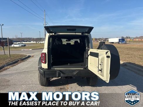 New 2025 Ford Bronco Outer Banks w/ Sasquatch Package image 6