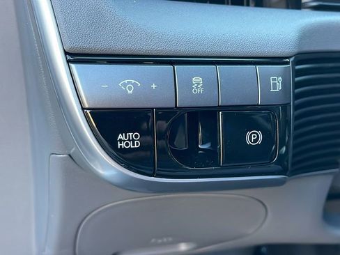 New 2026 Hyundai Ioniq 5 SE image 24