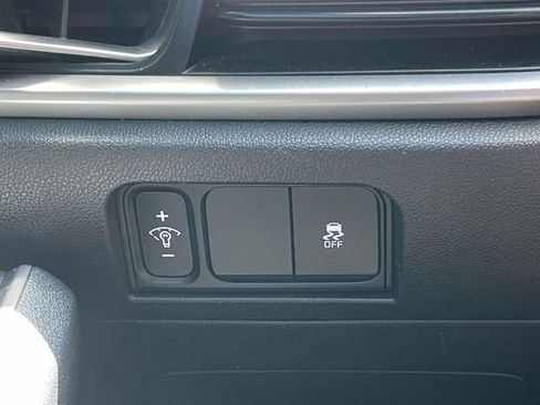 Certified 2024 Kia Sorento S FWD image 28