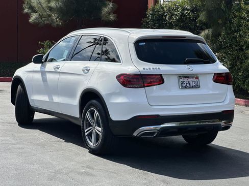 Used 2020 Mercedes-Benz GLC 300 image 4