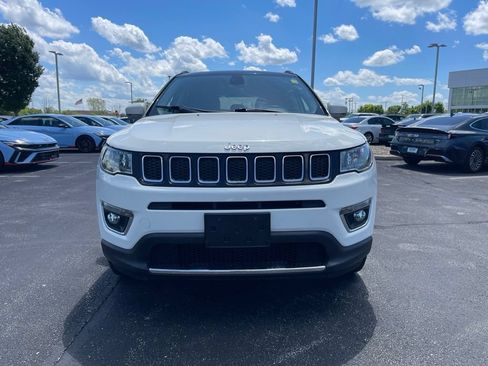 Used 2017 Jeep Compass Limited w/ Navigation Group AWD/4WD image 2