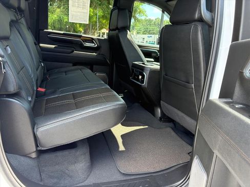Used 2025 Chevrolet Silverado 2500 High Country w/ High Country Premium Package AWD/4WD image 19