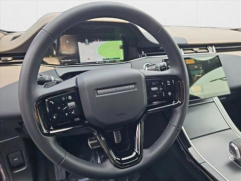 Used 2024 Land Rover Range Rover Evoque Dynamic SE image 18