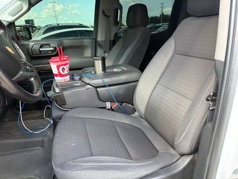 Used 2022 Chevrolet Silverado 1500 LT w/ LPO, Dark Essentials Package RWD image 5
