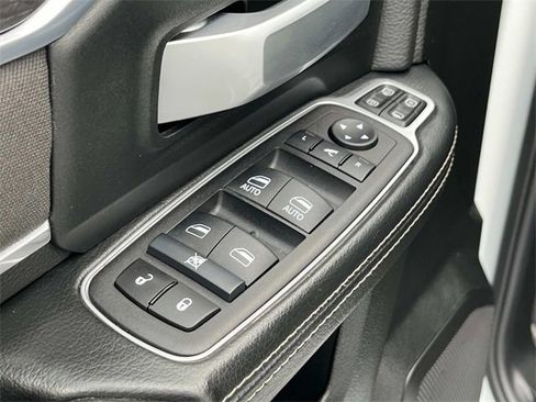 Used 2024 RAM 3500 Big Horn image 30