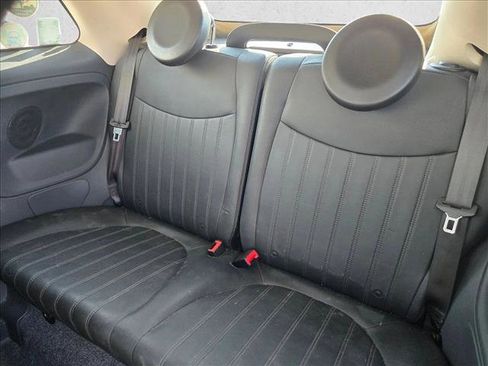 Used 2017 FIAT 500 Lounge image 16