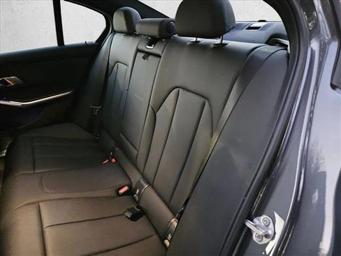 Used 2021 BMW 330i Sedan w/ Convenience Package image 17