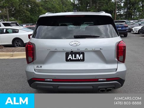 Used 2025 Hyundai Palisade SEL FWD image 4