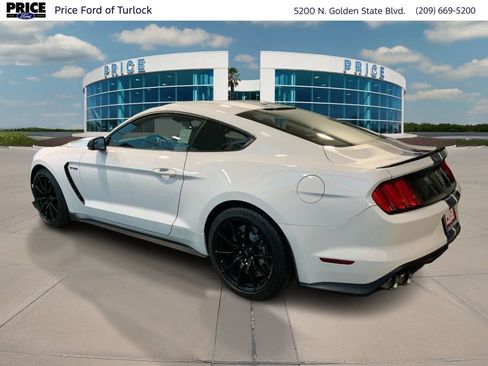 Used 2016 Ford Mustang Shelby GT350 w/ Technology Package image 7