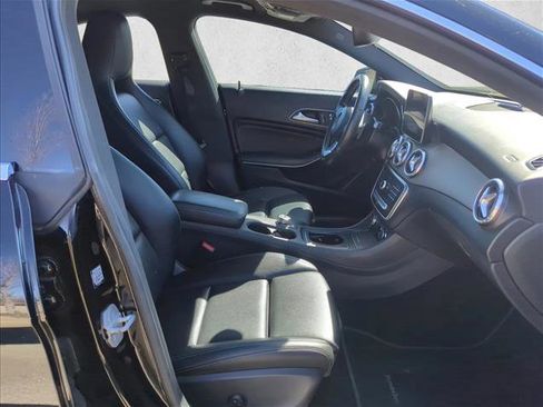Used 2018 Mercedes-Benz CLA 250 image 21