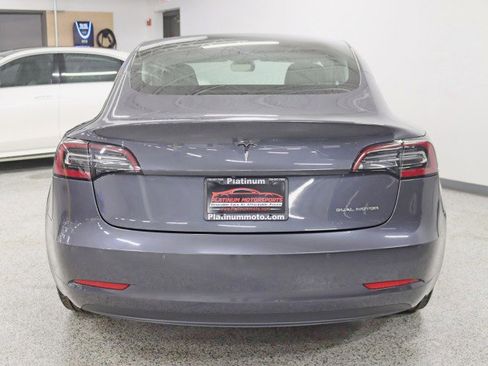 Used 2018 Tesla Model 3 image 10