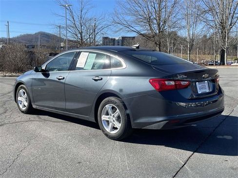 Used 2021 Chevrolet Malibu LS image 3