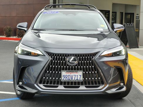 Used 2025 Lexus NX 350h AWD w/ Premium Package image 2