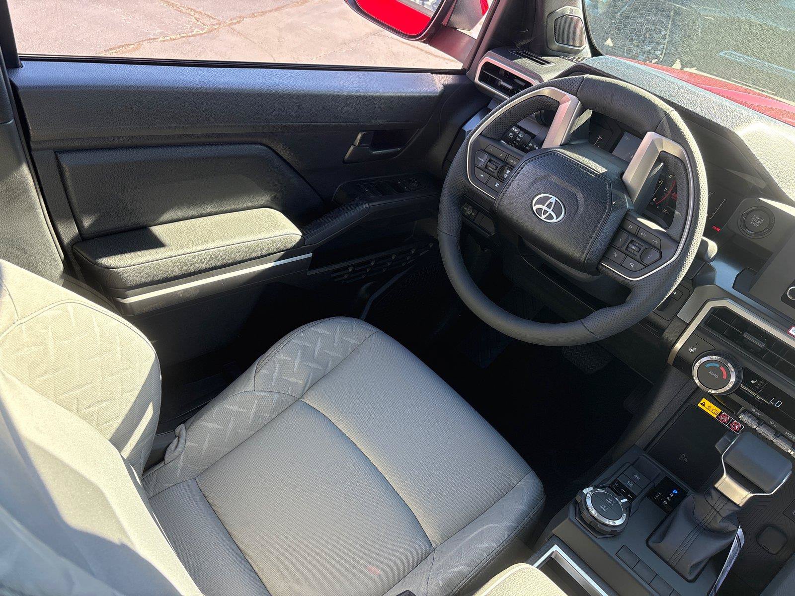 Used 2026 Toyota Tacoma SR5 AWD/4WD image 16