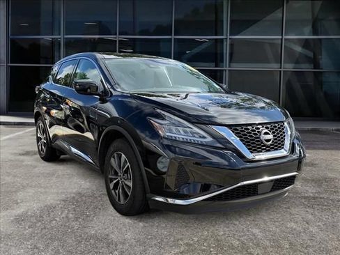 Used 2023 Nissan Murano S AWD/4WD image 2