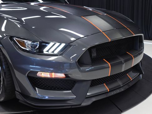 Used 2016 Ford Mustang Shelby GT350 w/ Technology Package RWD image 58