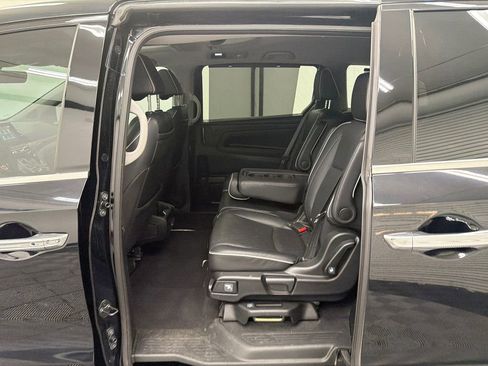 Used 2023 Honda Odyssey Elite image 23