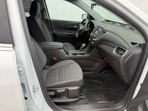 Certified 2024 Chevrolet Equinox LT w/ LPO, Floor Liner Package FWD image 16