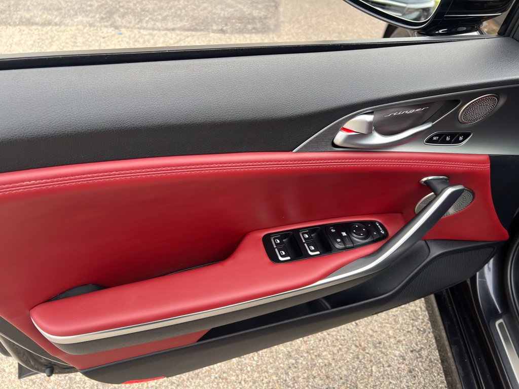 Used 2021 Kia Stinger GT2 AWD/4WD image 7