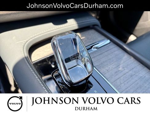 Used 2023 Volvo XC90 B6 Ultimate w/ Protection Package Premier AWD/4WD image 23