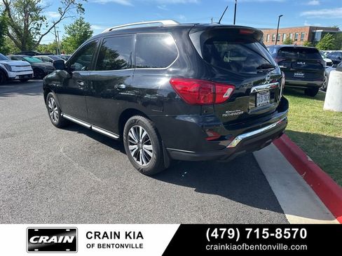 Used 2017 Nissan Pathfinder SL AWD/4WD image 6