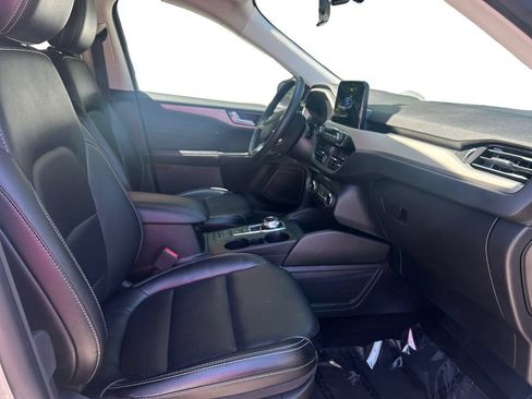 Used 2022 Ford Escape SEL AWD/4WD image 15