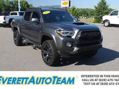 Used 2021 Toyota Tacoma TRD Sport w/ Technology Package AWD/4WD image 1