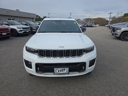 Certified 2022 Jeep Grand Cherokee L Overland image 2