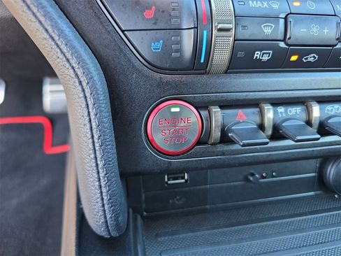 Used 2020 Ford Mustang Shelby GT500 w/ Technology Package image 22