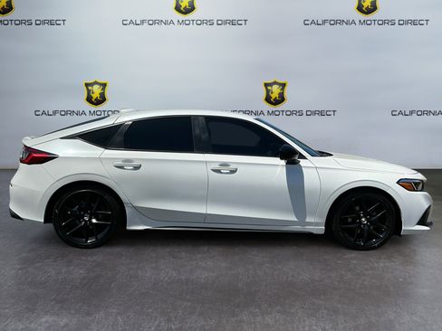 Used 2023 Honda Civic Sport image 4