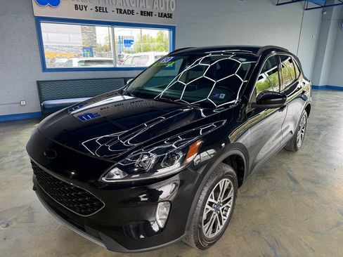 Used 2020 Ford Escape SEL AWD/4WD image 5