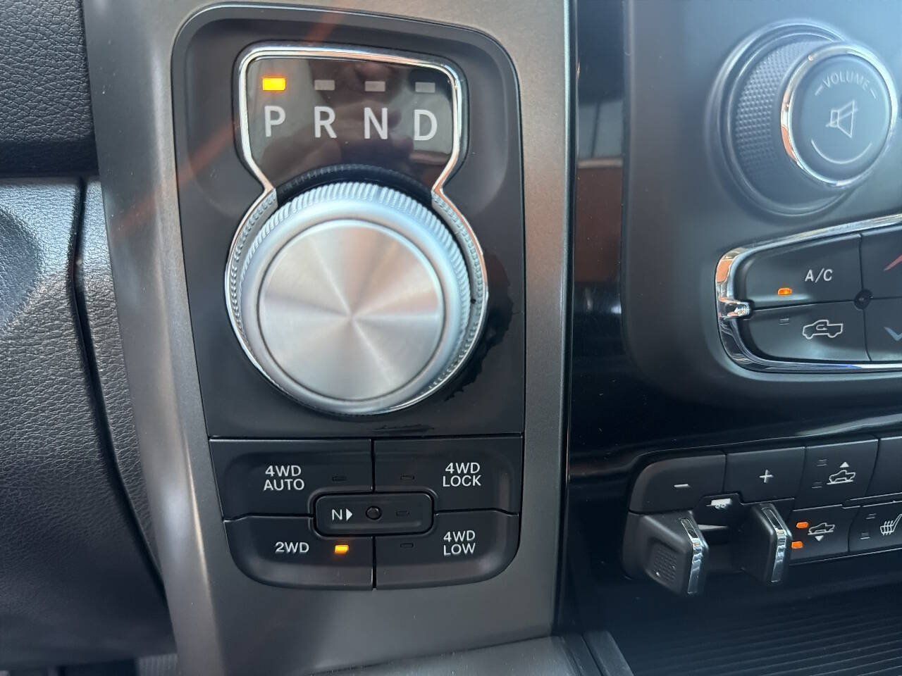 Used 2015 RAM 1500 Sport w/ Black Ram 1500 Sport Group AWD/4WD image 26