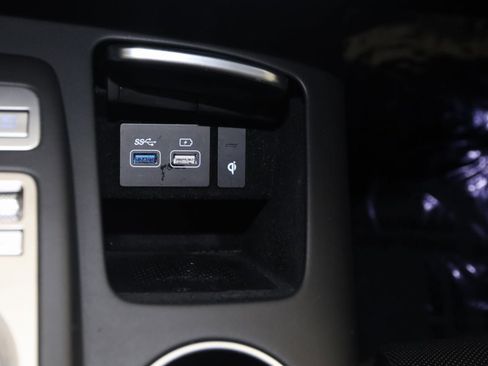 Used 2022 Genesis GV70 2.5T w/ Select Package image 30