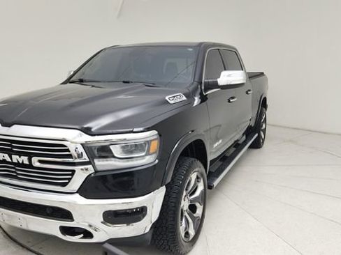 Used 2019 RAM 1500 Laramie AWD/4WD image 1