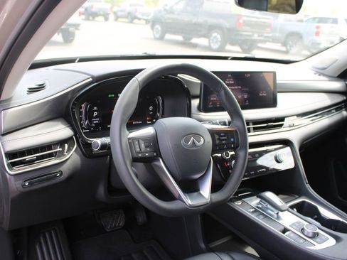 Used 2025 INFINITI QX60 Luxe AWD/4WD image 22