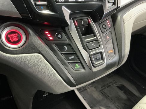 Used 2023 Honda Odyssey EX-L image 22