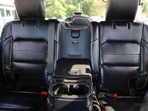 Used 2020 Jeep Wrangler Unlimited Sahara AWD/4WD image 36