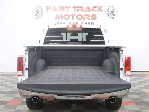 Used 2018 RAM 1500 Laramie w/ Convenience Group AWD/4WD image 6