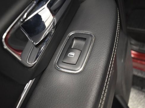 Used 2018 RAM 1500 Laramie w/ Convenience Group image 29