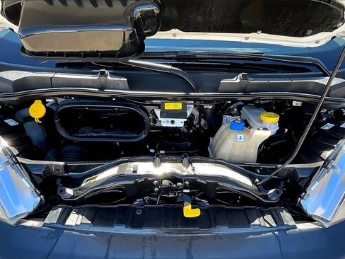 Used 2024 RAM ProMaster 2500 w/ Swivel Seat Group image 10