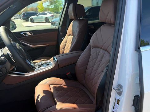 New 2026 BMW X5 xDrive50e AWD/4WD image 32