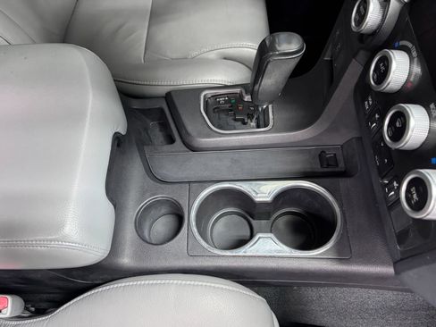 Used 2018 Toyota Sequoia Limited w/ Safety & Convenience Package AWD/4WD image 12