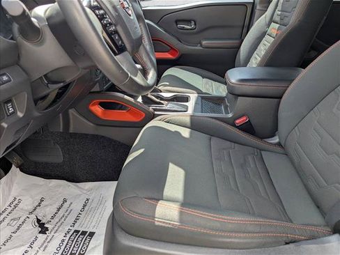 Used 2025 Nissan Frontier PRO-4X w/ Pro Convenience Package AWD/4WD image 14