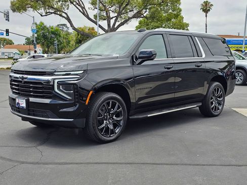 New 2026 Chevrolet Suburban LS w/ LPO, Dark Essentials Package RWD image 3