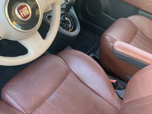 Used 2012 FIAT 500 Lounge w/ Luxury Leather Pkg FWD image 19