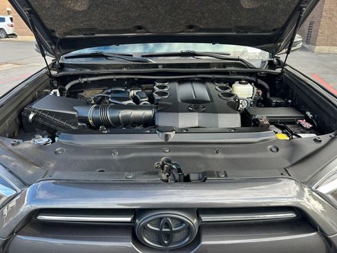 Used 2023 Toyota 4Runner SR5 Premium AWD/4WD image 32